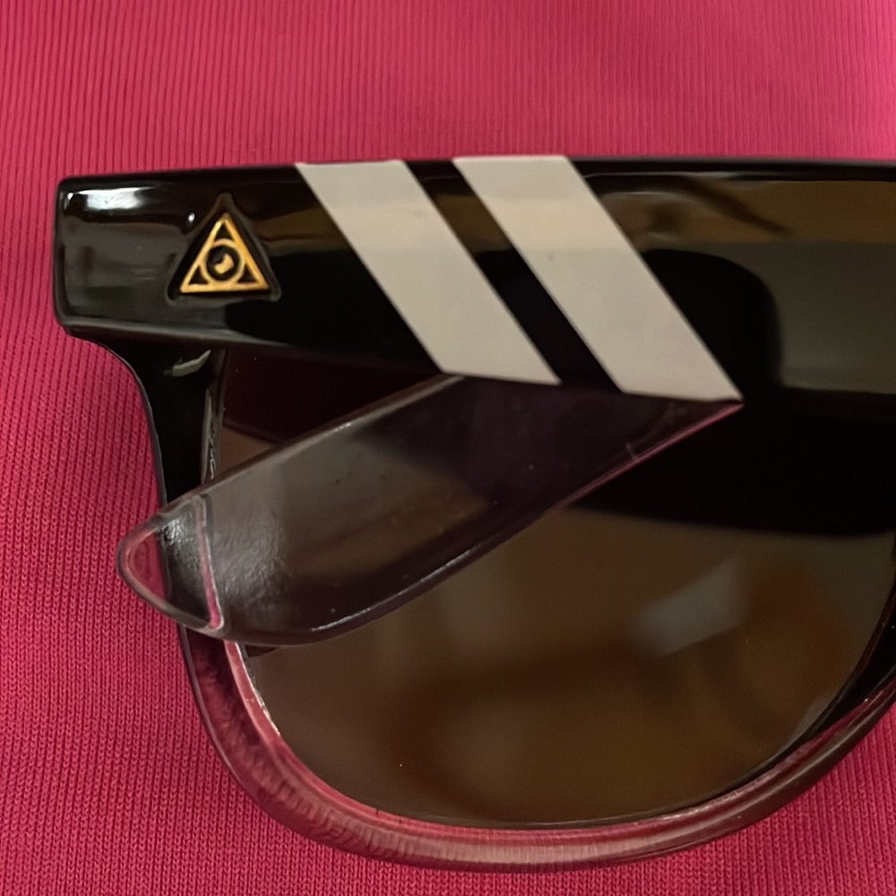 🤑SOLD🤑Blenders M Class // Tipsy Goat Polarized Sunglasses - Picture 8 of 8